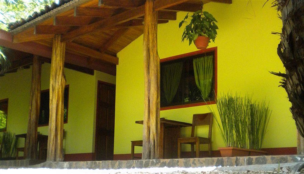 Indra Inn Плая Гранде Екстериор снимка